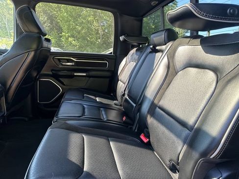 Used 2023 RAM 1500 Laramie AWD/4WD image 19