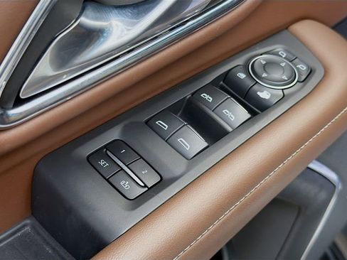 Used 2023 Chevrolet Tahoe High Country w/ Advanced Technology Package image 25