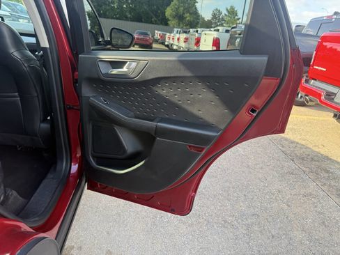 Used 2020 Ford Escape SE Sport AWD/4WD image 16