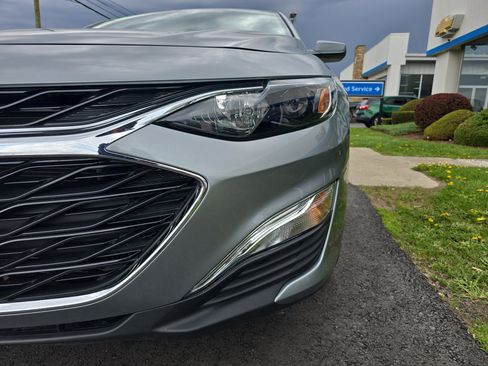 Used 2024 Chevrolet Malibu RS FWD image 10