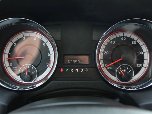 Used 2016 Dodge Grand Caravan American Value Package image 16