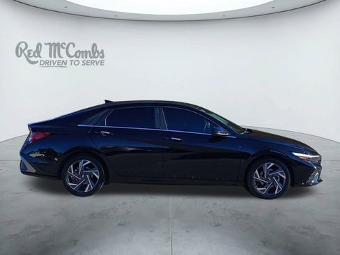 Certified 2024 Hyundai Elantra SEL w/ Convenience Package image 6