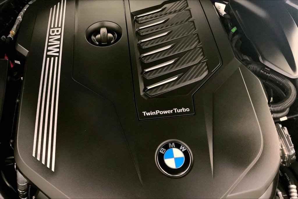 Used 2023 BMW 540i xDrive w/ Executive Package AWD/4WD image 31