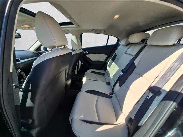 Used 2016 MAZDA MAZDA3 s Grand Touring FWD image 18