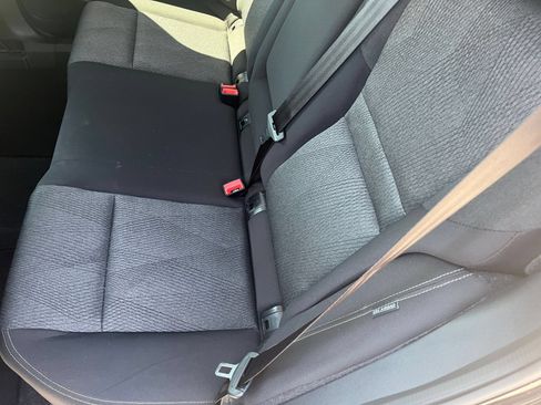 Used 2025 Nissan Rogue SV FWD image 39