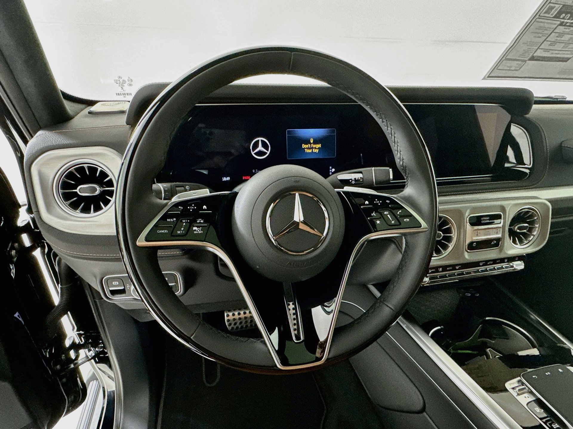 New 2027 Mercedes-Benz G 580 e image 12