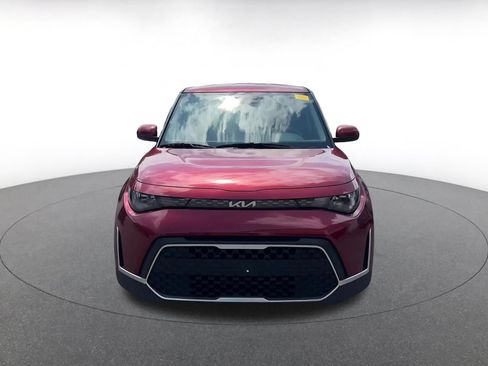 Used 2025 Kia Soul LX w/ LX Technology Package FWD image 3