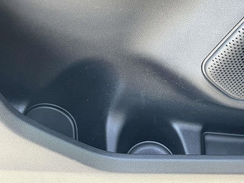 Used 2025 Ford Escape Active image 14