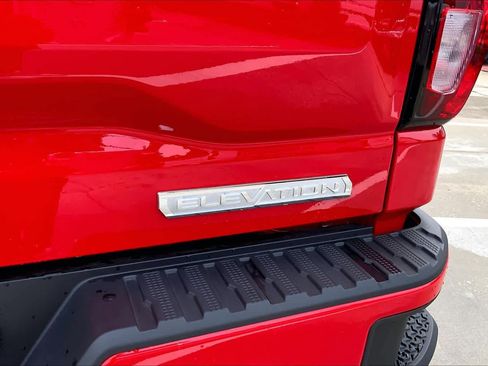Certified 2025 GMC Sierra 1500 Elevation image 18