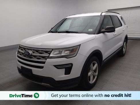 Used 2018 Ford Explorer XLT image 1