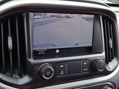Used 2019 Chevrolet Colorado LT AWD/4WD image 19