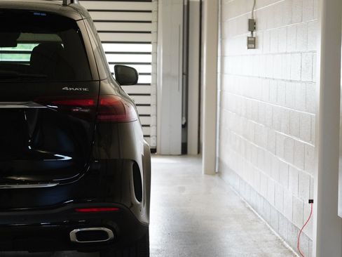 Certified 2024 Mercedes-Benz GLE 350 4MATIC image 10