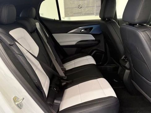 New 2026 Chevrolet Equinox EV LT FWD image 26