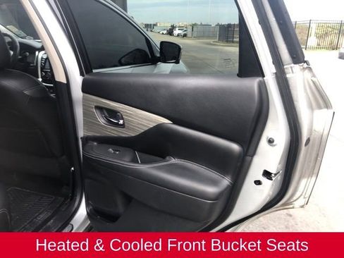 Used 2015 Nissan Murano Platinum w/ Platinum Technology Package image 17