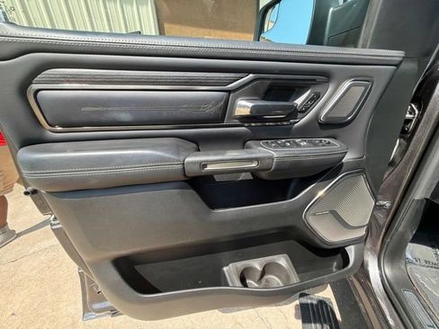 Used 2021 RAM 1500 Limited AWD/4WD image 18
