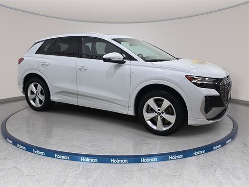 Certified 2024 Audi Q4 e-tron Prestige image 5