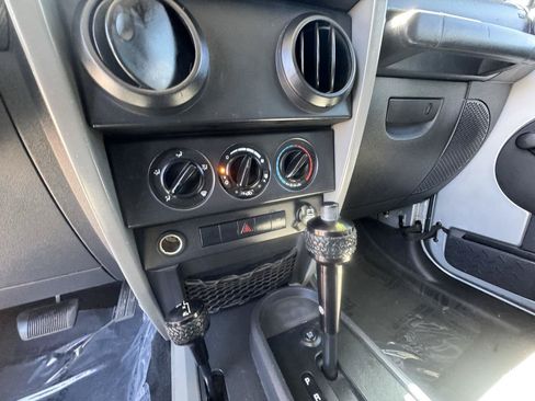 Used 2009 Jeep Wrangler Unlimited X w/ Trailer Tow Group AWD/4WD image 22