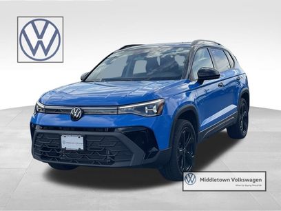 Certified 2025 Volkswagen Taos SE