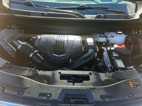 Used 2025 GMC Acadia Denali w/ LPO, Floor Liner Package AWD/4WD image 31