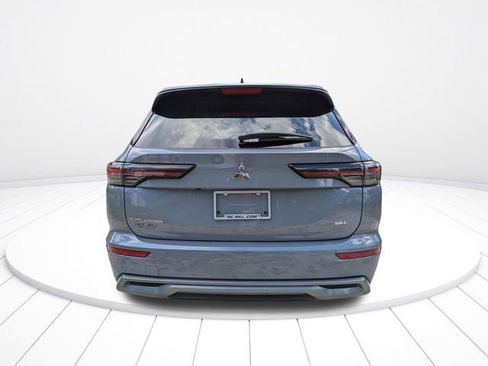 New 2026 Mitsubishi Outlander SEL image 5