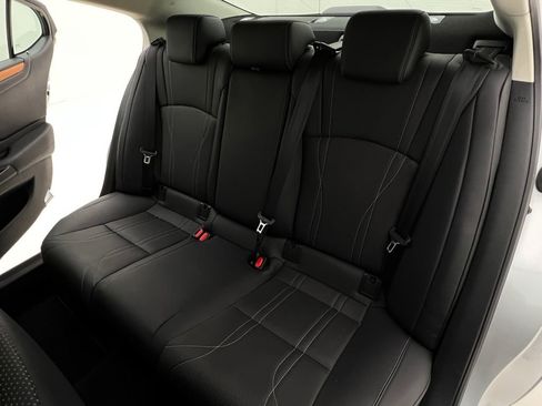 Used 2020 Lexus ES 350 w/ Accessory Package FWD image 15