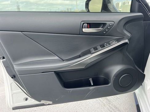 Used 2024 Lexus IS 500 image 13