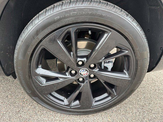 Used 2023 Buick Envision Preferred w/ Sport Touring Package AWD/4WD image 7