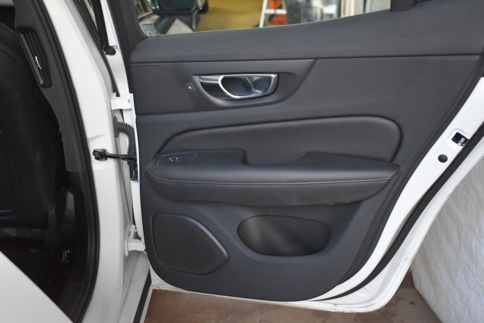 Used 2023 Volvo S60 T8 Plus AWD/4WD image 32