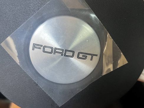 Used 2005 Ford GT RWD image 46