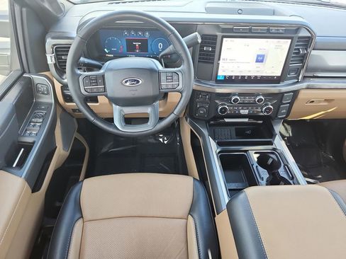 Used 2024 Ford F250 Lariat w/ Black Appearance Package AWD/4WD image 19
