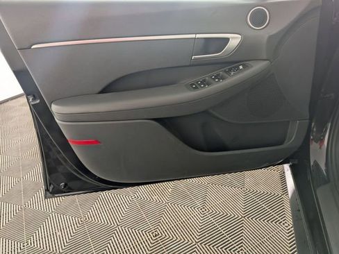 Used 2022 Hyundai Sonata SE FWD image 14