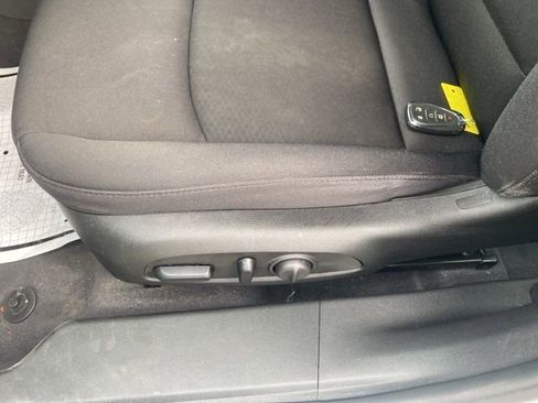 Used 2023 Chevrolet Malibu LT image 18