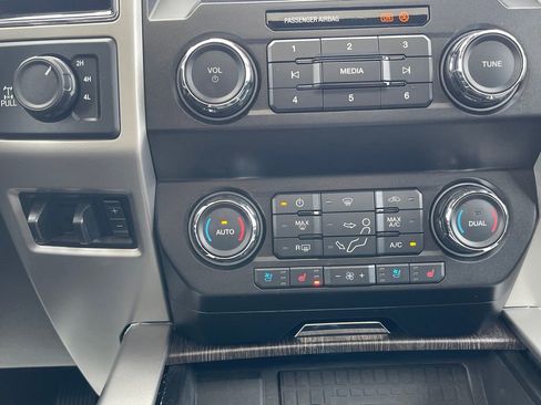 Used 2020 Ford F250 Lariat image 13