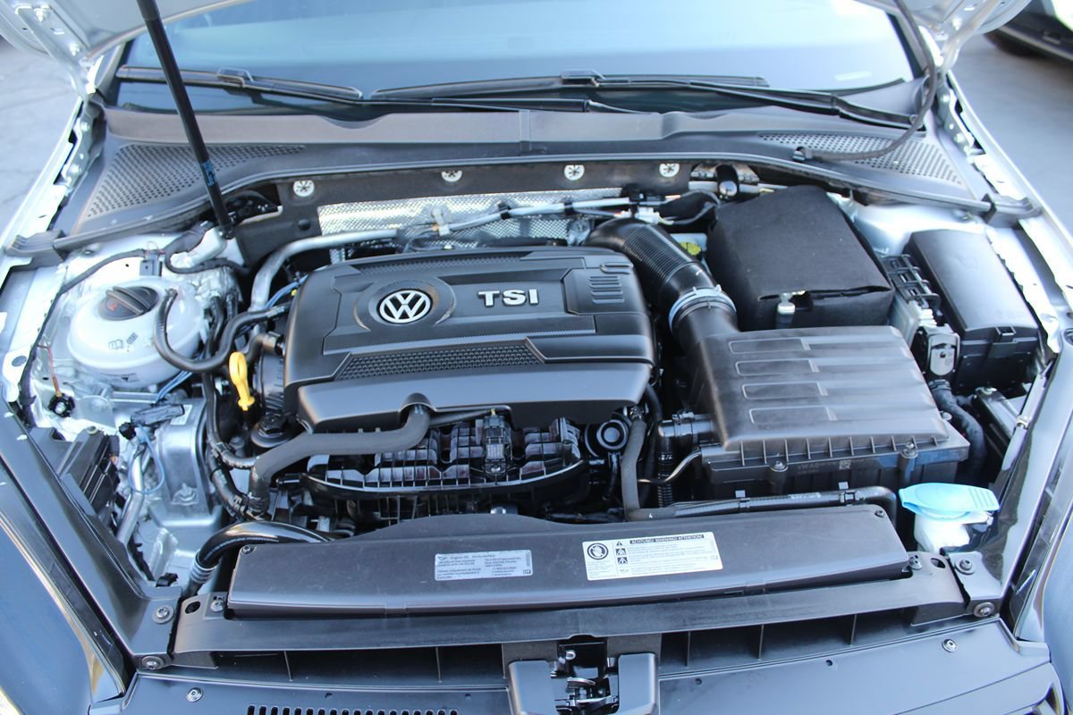 Used 2016 Volkswagen GTI S FWD image 34
