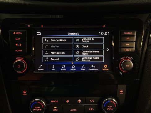 Used 2019 Nissan Rogue Sport SL FWD image 25