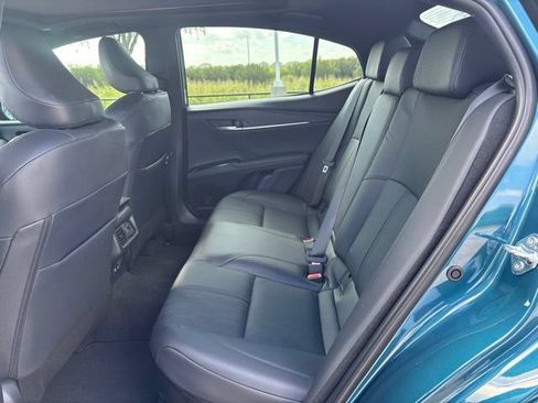 Used 2026 Toyota Camry XSE w/ Premium Package FWD image 11