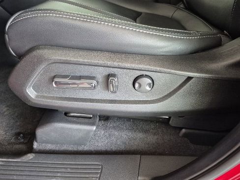 Certified 2025 Honda Pilot EX-L image 19
