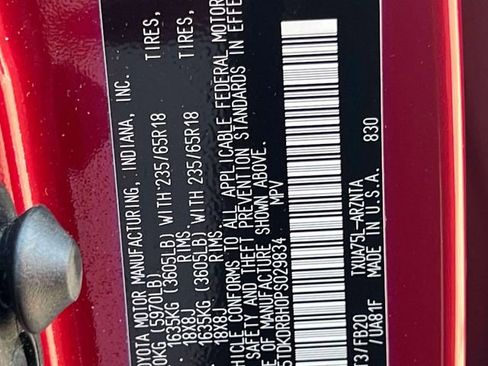 Used 2023 Toyota Highlander LE image 23