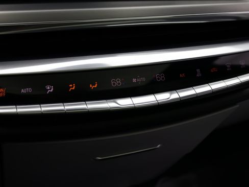 Used 2024 Cadillac Lyriq Sport AWD/4WD image 19