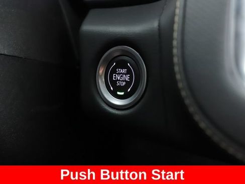 Used 2024 GMC Yukon XL SLT w/ SLT Luxury Package AWD/4WD image 24