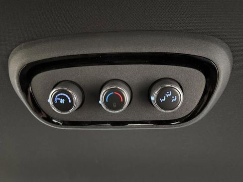 Certified 2024 Dodge Durango GT image 31