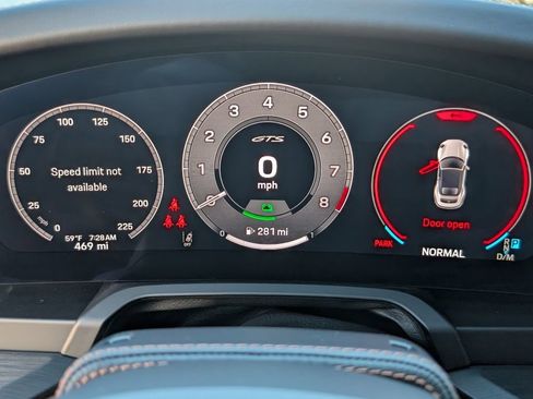 Used 2025 Porsche 911 Carrera 4 GTS image 22