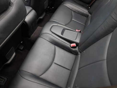 Used 2014 INFINITI Q60 Convertible w/ Premium Package image 13