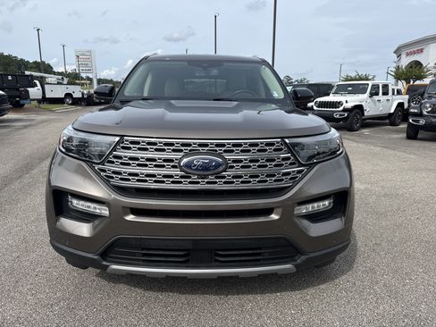 Used 2021 Ford Explorer Limited RWD image 2