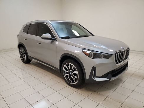 Used 2025 BMW X1 xDrive28i w/ Technology Package image 29