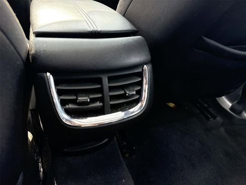 Used 2023 Chevrolet Malibu LT image 19