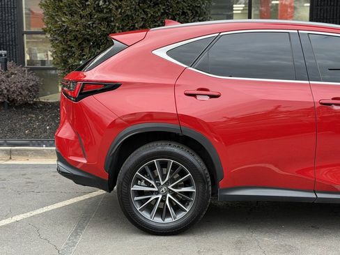 Used 2025 Lexus NX 250 FWD w/ Premium Package image 20