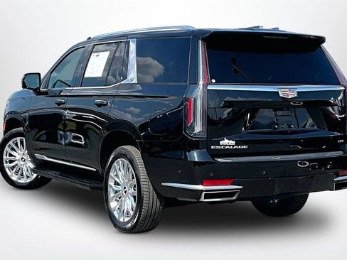 Used 2024 Cadillac Escalade Premium Luxury AWD/4WD image 5