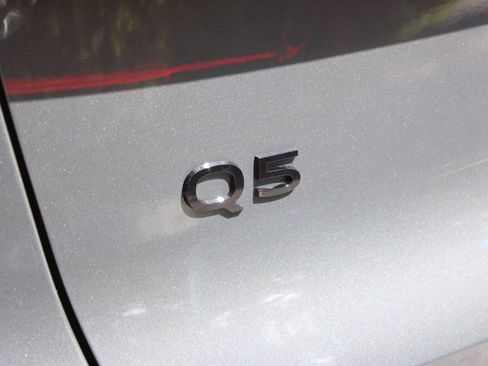 Used 2025 Audi Q5 Premium Plus w/ Premium Plus image 51