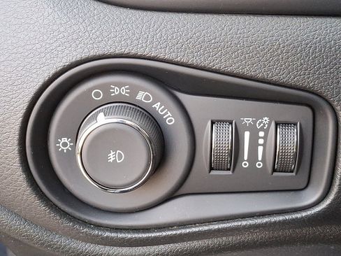 Certified 2023 Jeep Renegade Trailhawk image 27